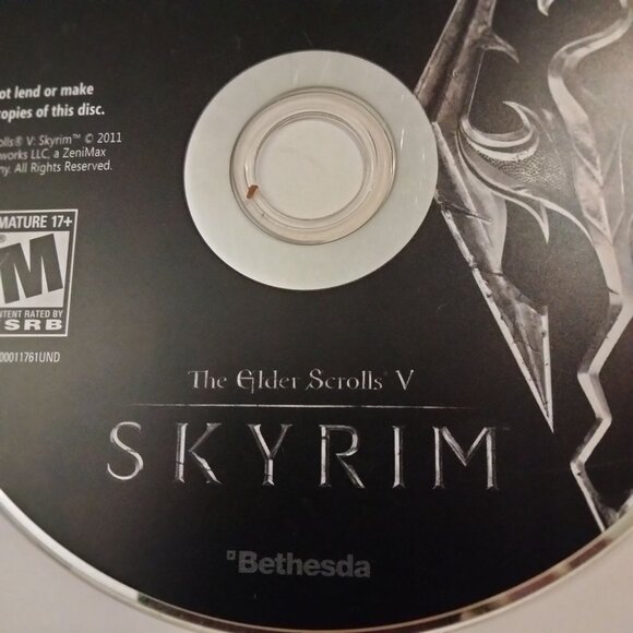 The Elder Scrolls V Skyrim PC Game Disc Windows Bethesda - Picture 7 of 8